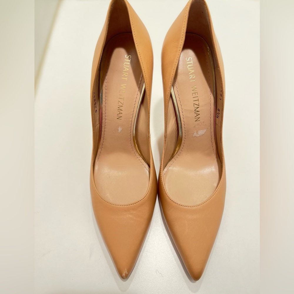 Stuart Weitzman tan stilettos